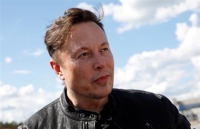 Elon Musk says Twitter will form 'content moderation council'