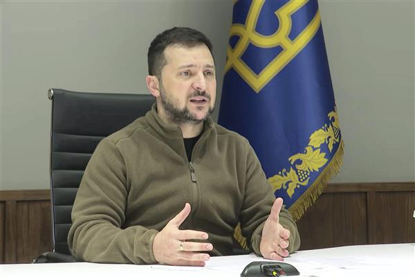Zelenskyy calls on West to warn Russian not to blow up dam