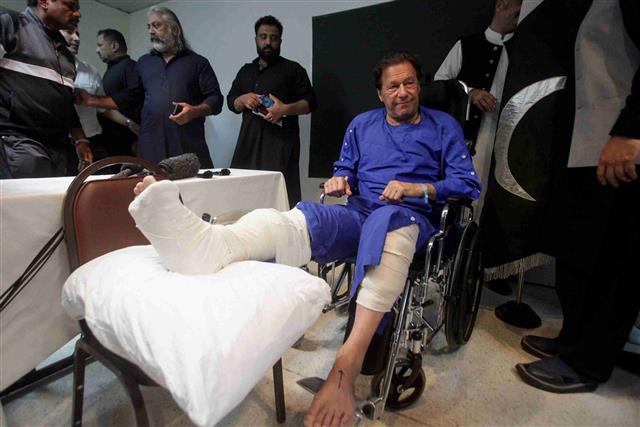 Imran Khan-led march against Pakistan government to resume Tuesday from the same point where he was attacked