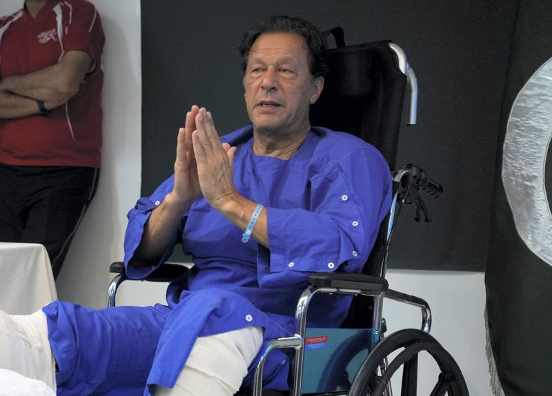 Injured Imran Khan vows to resume protest march