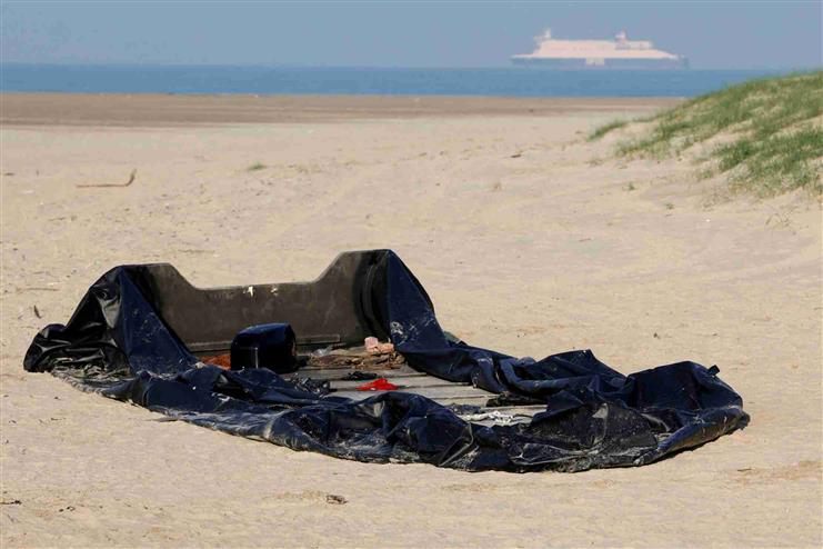 Four dead after migrant boat capsizes off English coast
