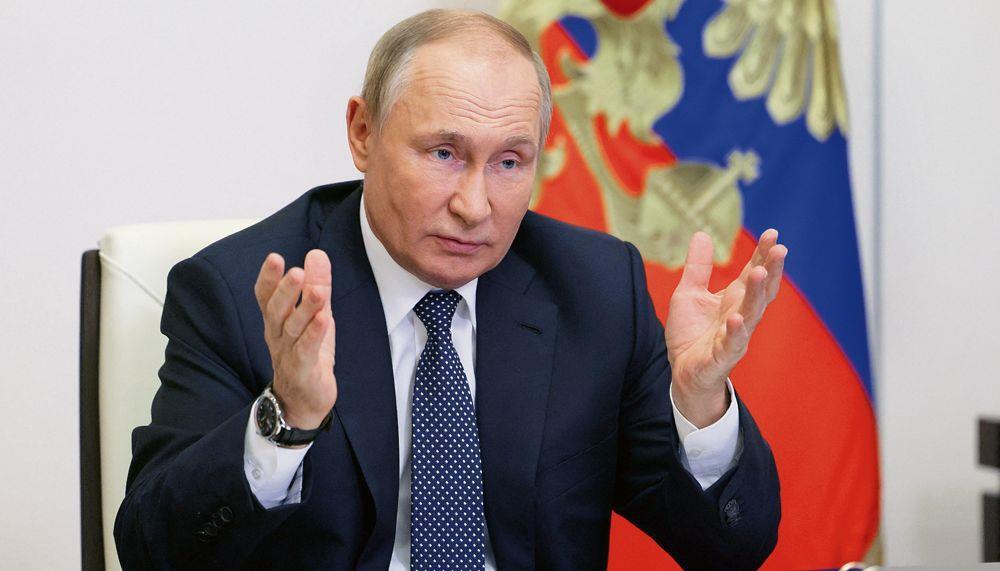 Vladimir Putin accuses West of stoking global war to destroy Russia