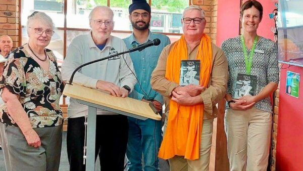 ਆਸਟ੍ਰੇਲੀਆ ‘ਚ ਸਿੱਖ ਇਤਿਹਾਸ ਦੇ ਸੁਨਹਿਰੀ ਪੰਨੇ’ ਪੁਸਤਕ ਦੀ ਘੁੰਡ ਚੁਕਾਈ