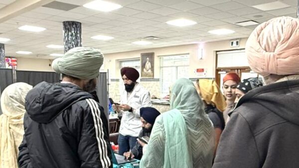 ਗੁਰਦੁਆਰਾ ਸਾਹਿਬ ਬਰੁੱਕਸਾਈਡ ਵਿਚ ਲਗਾਏ ਗਏ ਫਲੂਅ ਦੇ ਟੀਕੇ