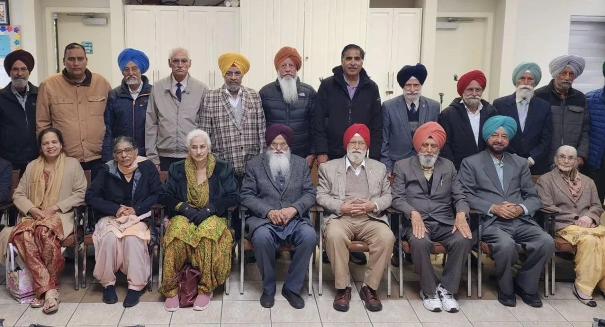 ਇੰਡੋ ਕੈਨੇਡੀਅਨ ਠੀਨੀਅਰ ਸੈਂਟਰ ਦੇ ਕਵੀ ਦਰਬਾਰ ਵਿੱਚ ਵਿਆਂ ਨੇ ਖੂਬ ਰੰਗ ਬੰਨ੍ਹਿਆ